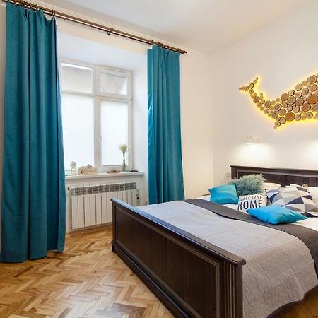 Apartment On Krakivska Street إلفيف المظهر الخارجي الصورة
