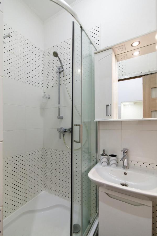 Apartment On Krakivska Street إلفيف المظهر الخارجي الصورة